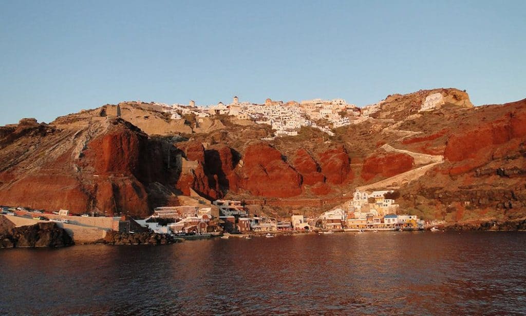 santorini-armeni-beach
